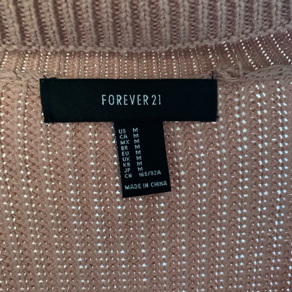 Pink keyhole sweater - Picture 3 of 3